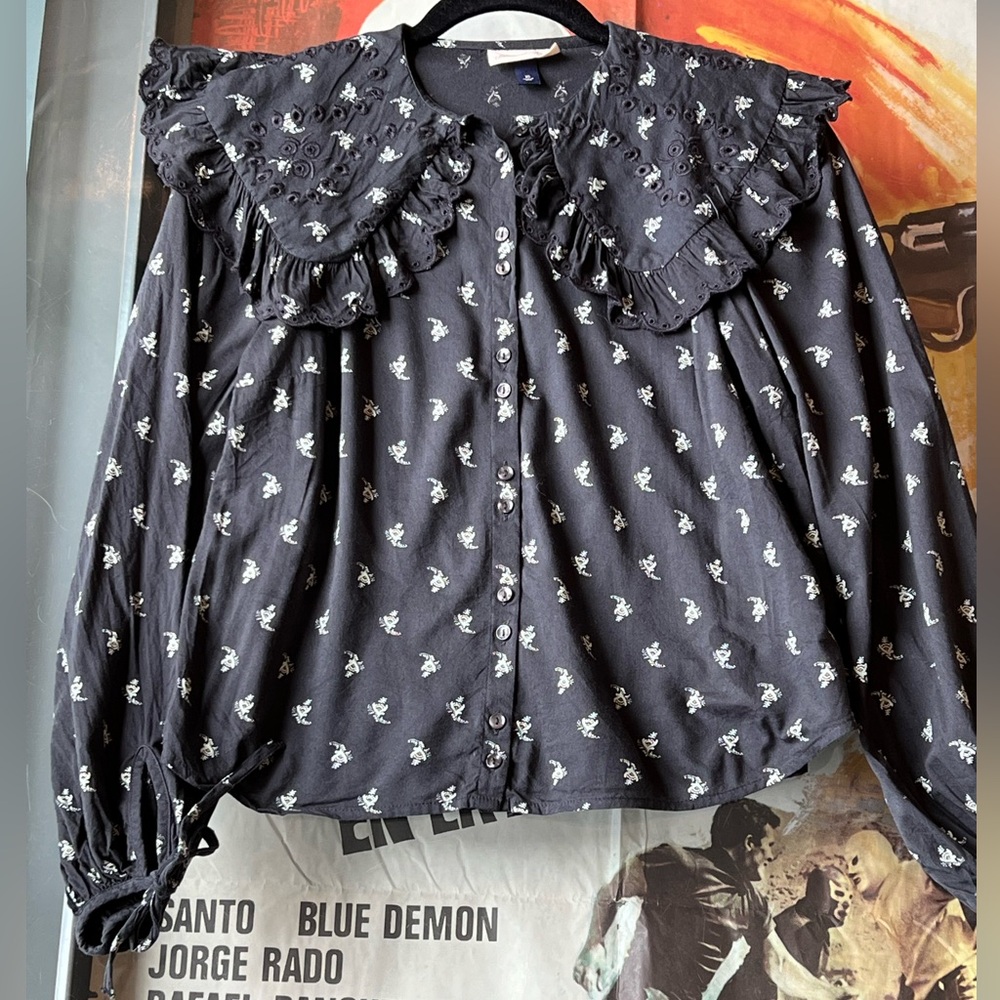 Universal Thread Long Sleeve Blouse